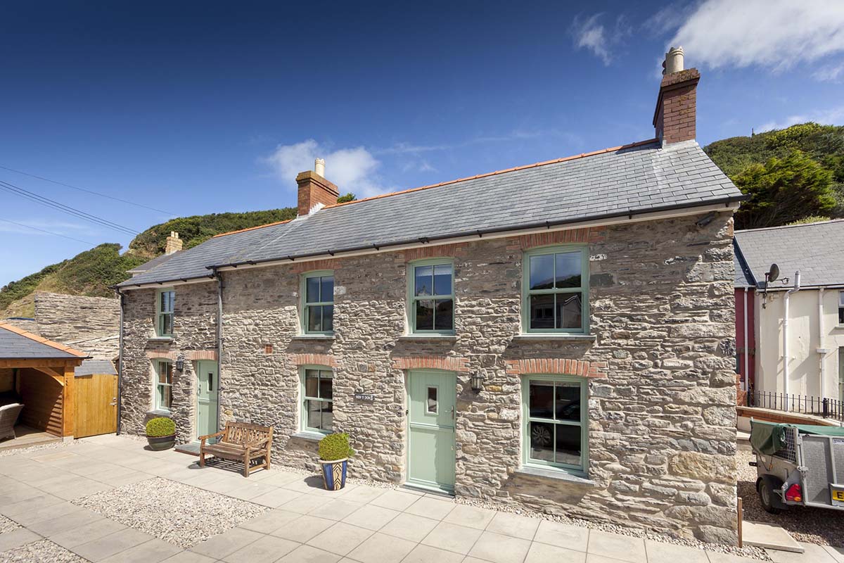 chartwell green sliding sash windows