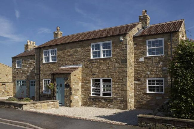 Double Glazing for Listed Buildings: Balancing Energy Conservation and Heritage Conservation